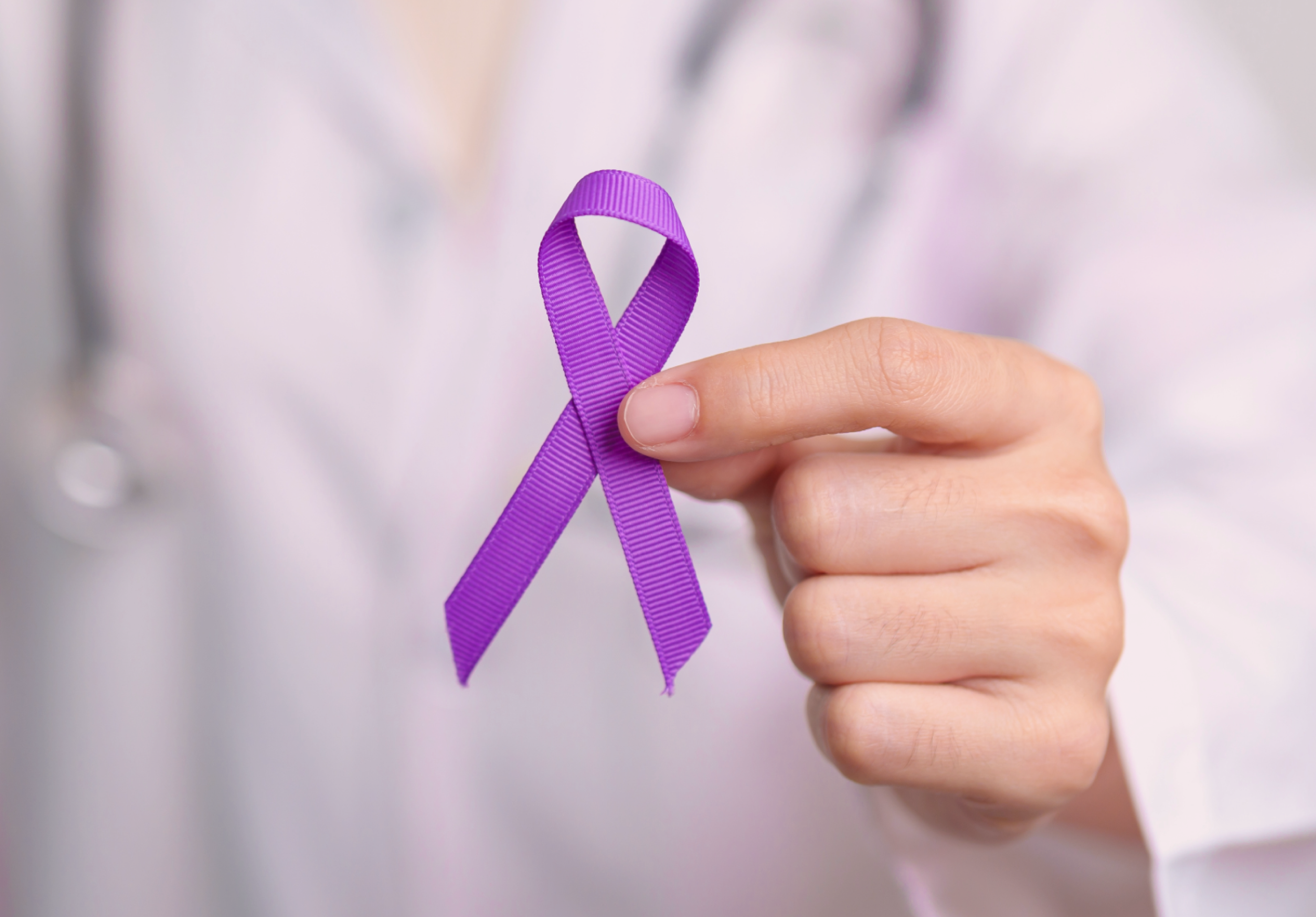 Fevereiro Roxo – o que você precisa saber sobre Lúpus, Fibromialgia e Alzheimer